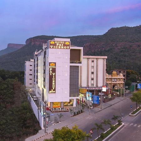 Pai Viceroy Hotel Tirupati Exterior photo