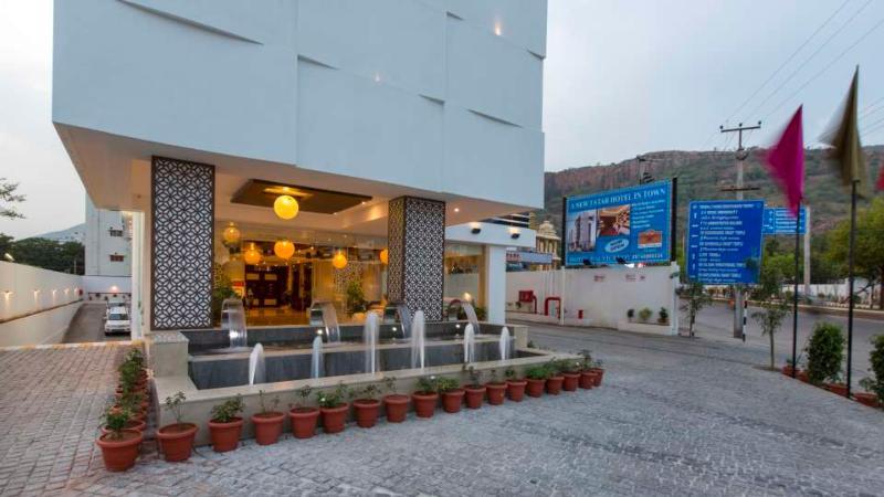 Pai Viceroy Hotel Tirupati Exterior photo